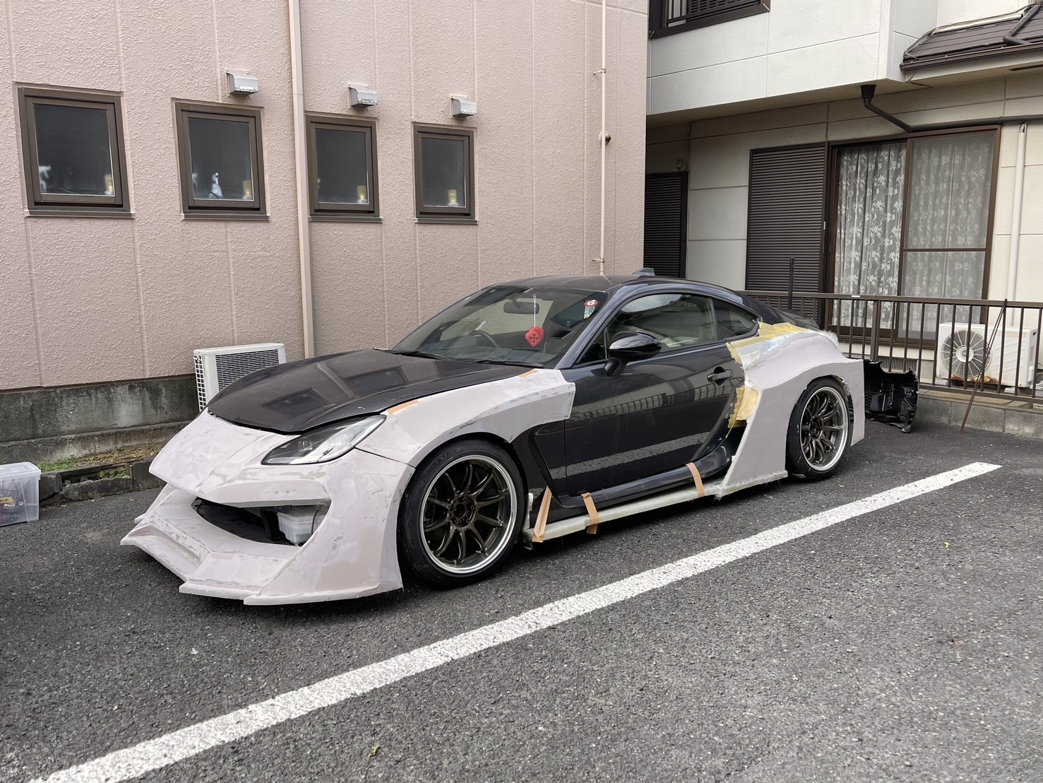 GR86
